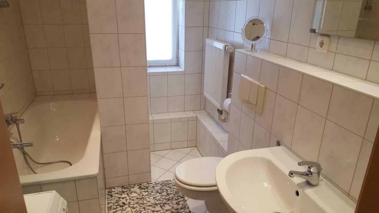 Neu! Ferienwohnung In Erfurt Exterior foto